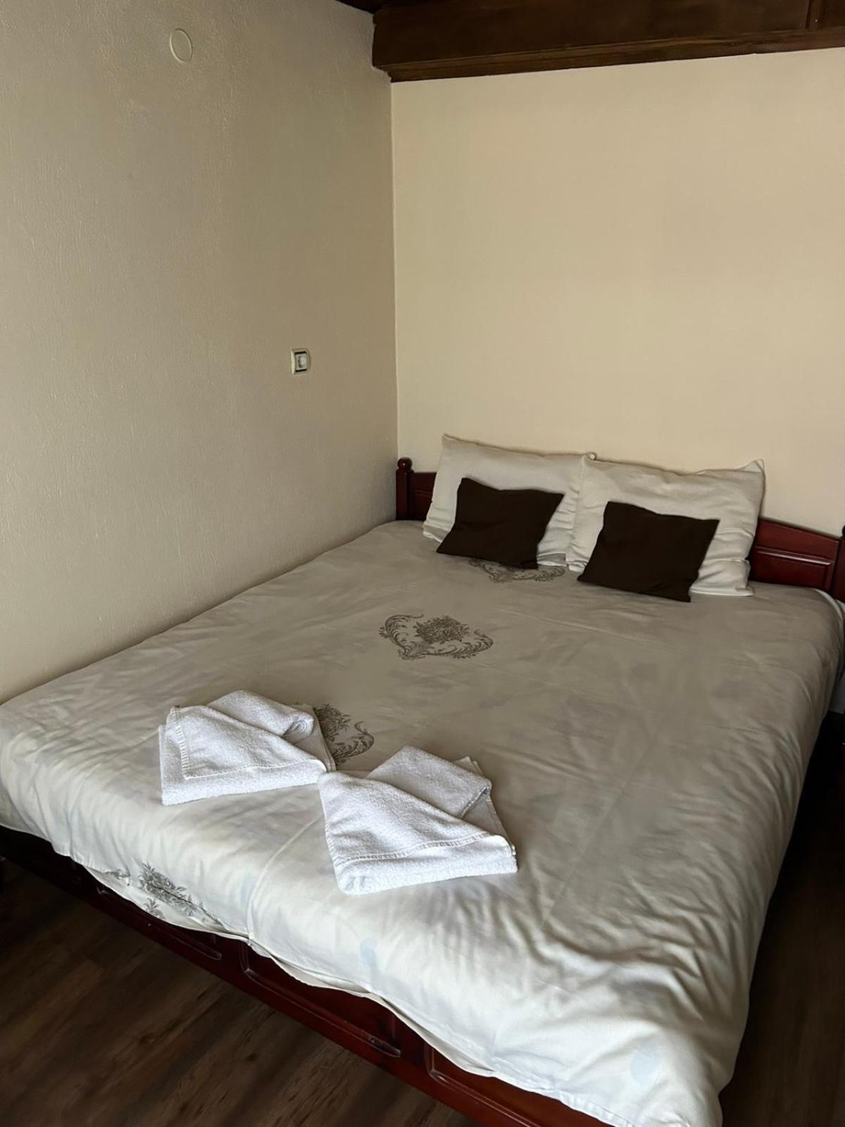 Guest House Popov Marchevo Rum bild