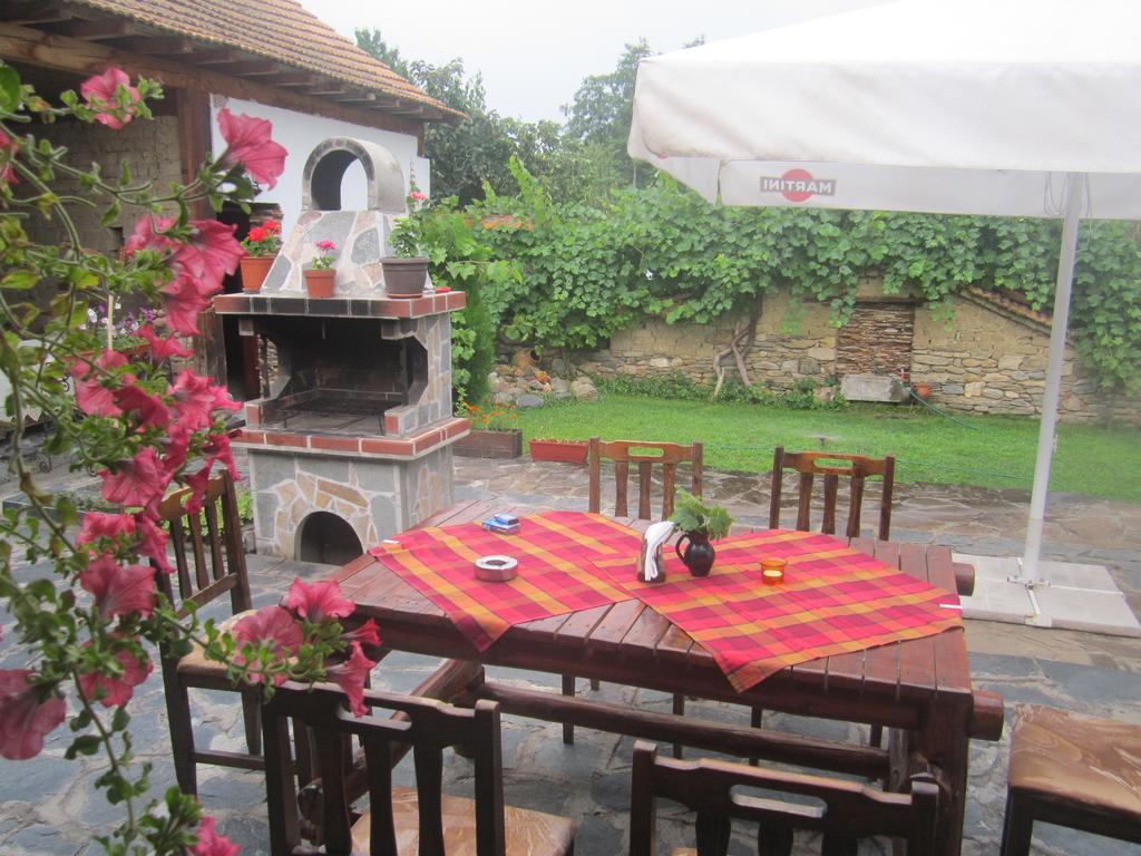 Guest House Popov Marchevo Exteriör bild